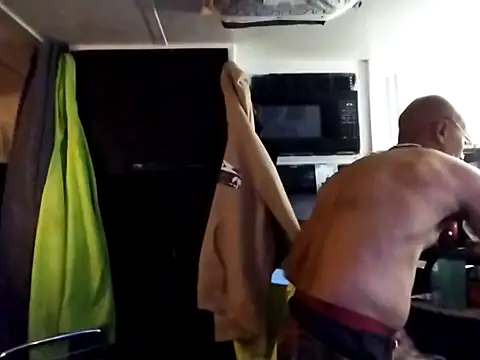 badboy2u2025 online show from December 2025 03:40:02 AM