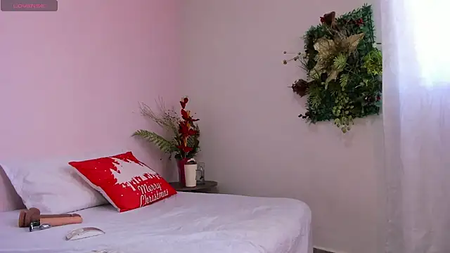 Ameliacooley online show from December 2025 03:36:02 PM