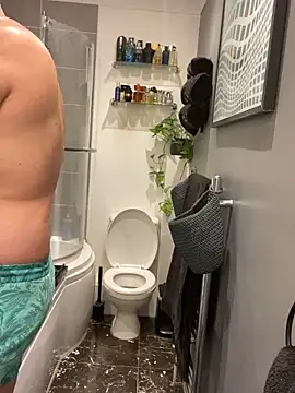 CloudyMuscleBeefy online show from May 2026 06:03:01 PM