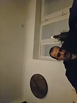 CloudyMuscleBeefy online show from December 2025 01:05:02 AM