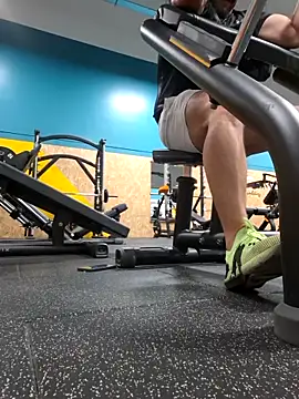 CloudyMuscleBeefy online show from October 2025 12:56:02 AM
