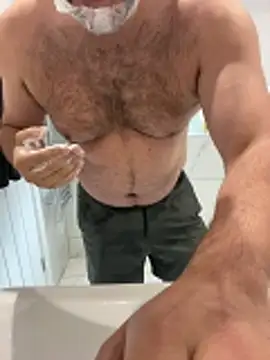 CloudyMuscleBeefy online show from April 2026 02:56:02 PM