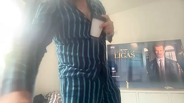 CloudyMuscleBeefy online show from April 2026 11:57:01 AM