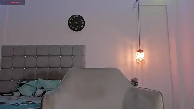 Santy Stump online show from November 2025 08:41:02 PM