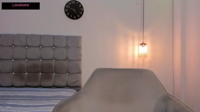 Santy Stump online show from December 2025 09:51:01 PM