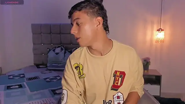 Santy Stump online show from November 2025 09:19:01 PM