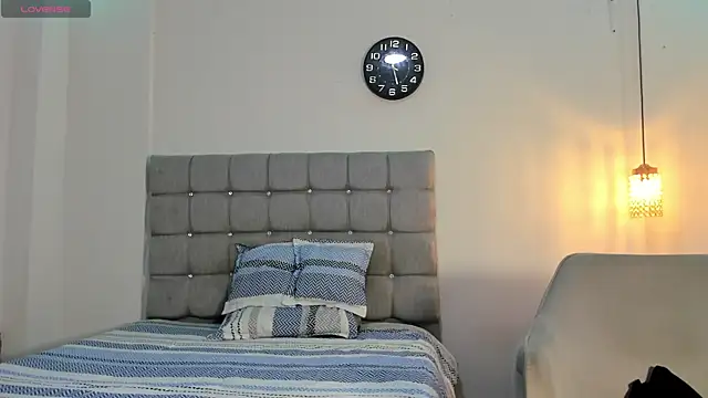 Santy Stump online show from October 2025 09:01:02 PM