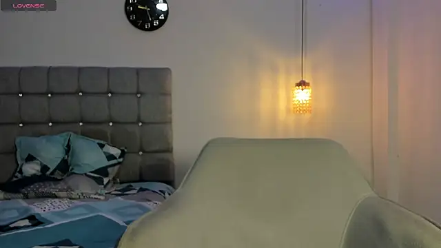 Santy Stump online show from September 2025 06:46:01 PM