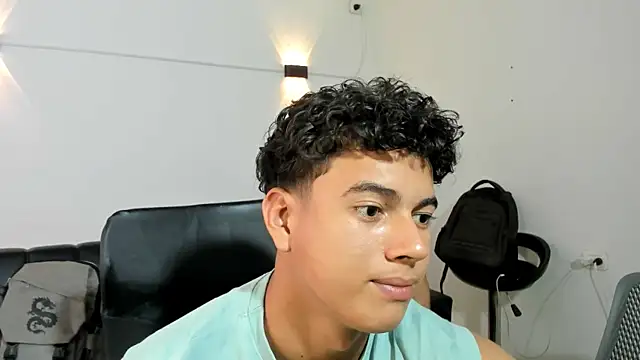 Santy Stump online show from March 2026 09:27:01 PM