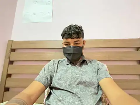 midnight 24 online show from October 2025 04:23:02 AM