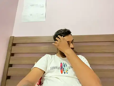 midnight 24 online show from November 2025 02:05:02 AM