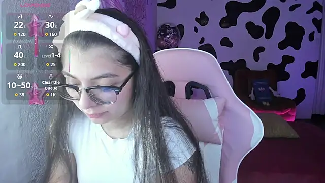 Snapshot of abbie_jensen_ chatting on October 2025 03:06:01 AM abbie jensen online show from October 2025 03:06:01 AM