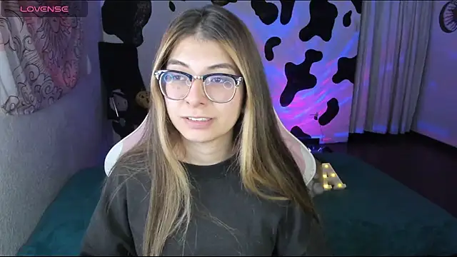 abbie jensen  online show from February 2026 02:24:01 AM