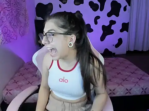 Snapshot of abbie_jensen_ chatting on September 2025 03:28:01 AM abbie jensen online show from September 2025 03:28:01 AM