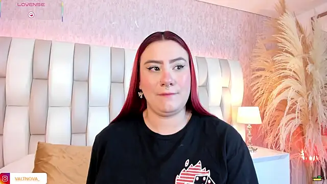 Snapshot of valt_ chatting on October 2025 12:08:01 PM valt online show from October 2025 12:08:01 PM