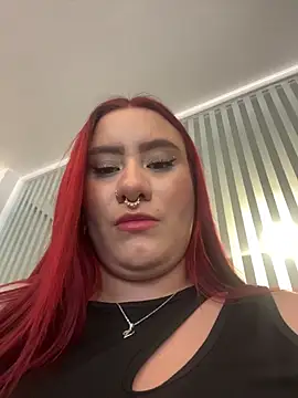 Snapshot of valt_ chatting on October 2025 07:58:01 PM valt online show from October 2025 07:58:01 PM