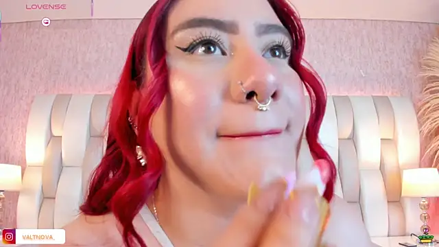 Snapshot of valt_ chatting on November 2025 07:40:02 PM valt online show from November 2025 07:40:02 PM