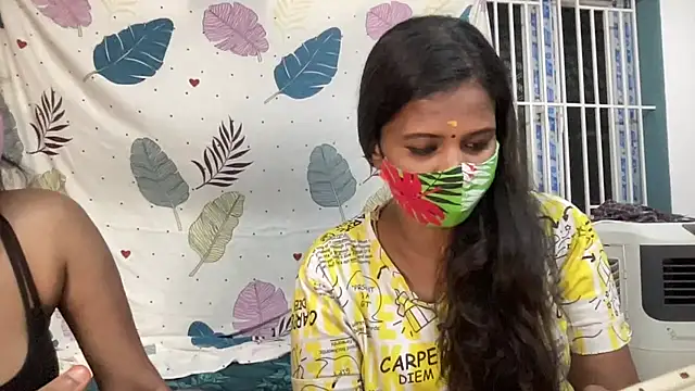 Snapshot of Tamil_india_couples_ chatting on July 2026 05:43:01 PM Tamil india couples online show from July 2026 05:43:01 PM