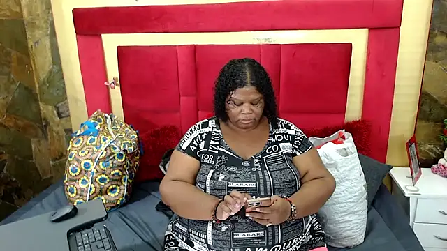 Exoticbigmandy online show from April 2026 02:01:01 PM