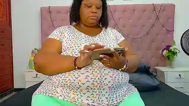 Exoticbigmandy online show from October 2025 09:49:02 PM
