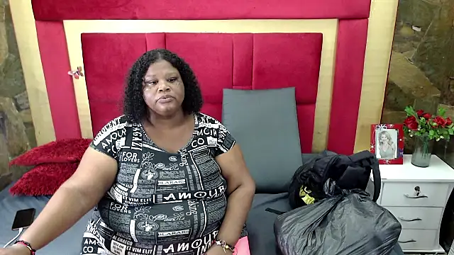 Exoticbigmandy online show from October 2025 08:50:01 PM