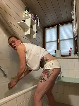 LucyLingerie78 online show from March 2026 04:35:01 PM