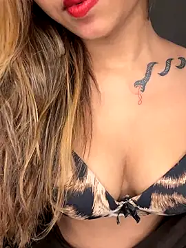 Scarlett 1819 online show from October 2025 05:12:01 PM