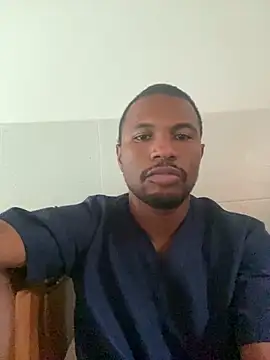 Snapshot of soy-tuyo- chatting on November 2025 05:46:01 PM soy-tuyo- online show from November 2025 05:46:01 PM