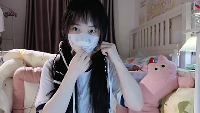 Snapshot of love-uiui chatting on October 2025 01:23:02 PM love-uiui online show from October 2025 01:23:02 PM