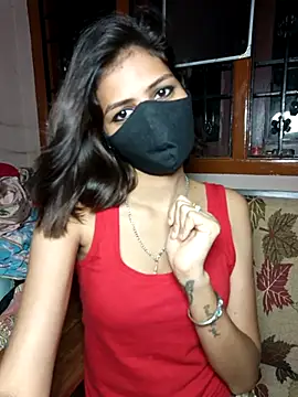 Isha Sax online show from September 2025 07:31:01 PM
