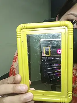 Isha Sax online show from October 2025 07:29:01 AM