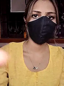 Isha Sax online show from February 2026 04:39:02 PM