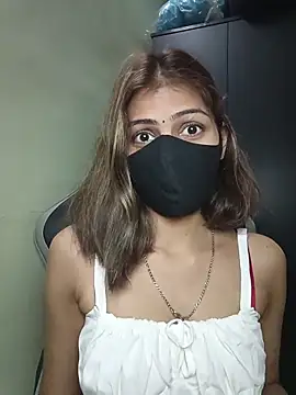 Isha Sax online show from November 2025 07:08:02 AM