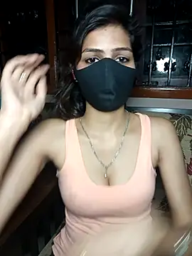 Isha Sax online show from September 2025 07:42:02 PM