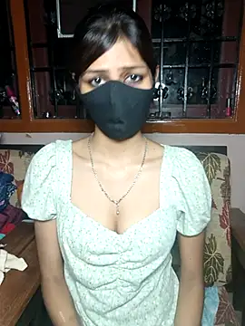 Isha Sax online show from October 2025 07:28:01 PM