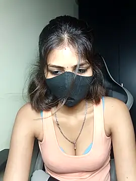 Isha Sax online show from September 2025 07:36:02 AM