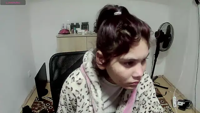 MalloryMyers online show from October 2025 08:24:01 PM