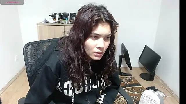 MalloryMyers online show from November 2025 05:49:01 PM