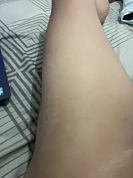 USUARIO-23 online show from February 2026 09:14:01 PM