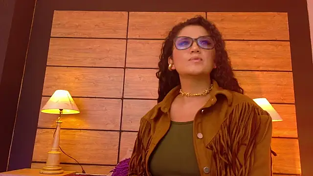 Dakota Rainbow22 online show from March 2026 06:19:02 PM