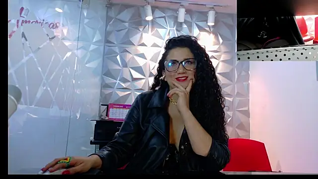 Dakota Rainbow22 online show from February 2026 07:42:01 AM