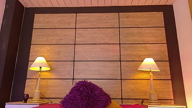 Dakota Rainbow22 online show from April 2026 02:23:02 PM