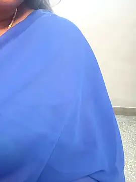 Snapshot of Anjali69s chatting on September 2025 04:40:01 AM Anjali69s online show from September 2025 04:40:01 AM