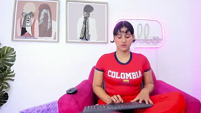 niia7 online show from June 2026 06:51:01 PM