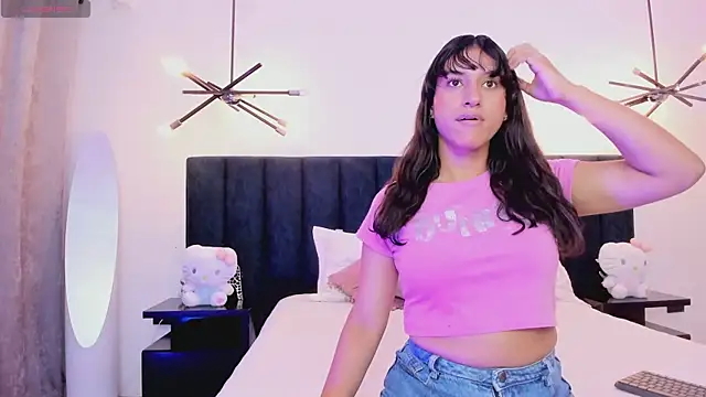 niia7 online show from November 2025 07:28:02 PM