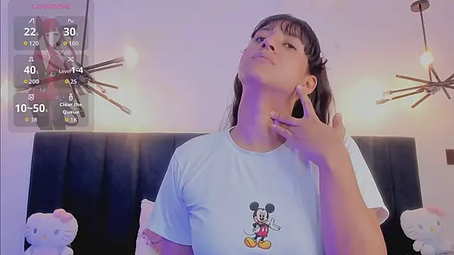 niia7 online show from September 2025 07:35:02 PM