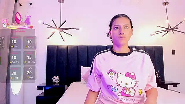 niia7 online show from October 2025 07:37:02 PM