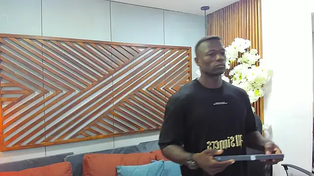 Snapshot of MarcusBlack_ chatting on November 2025 11:32:02 AM MarcusBlack online show from November 2025 11:32:02 AM