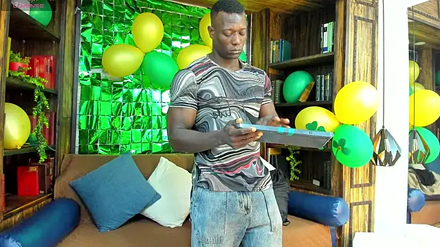 MarcusBlack  online show from March 2026 11:43:02 AM