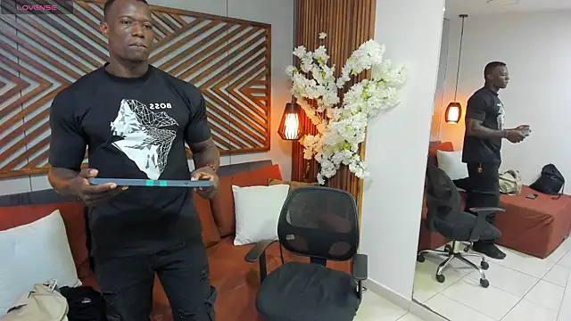 MarcusBlack  online show from April 2026 12:10:01 PM